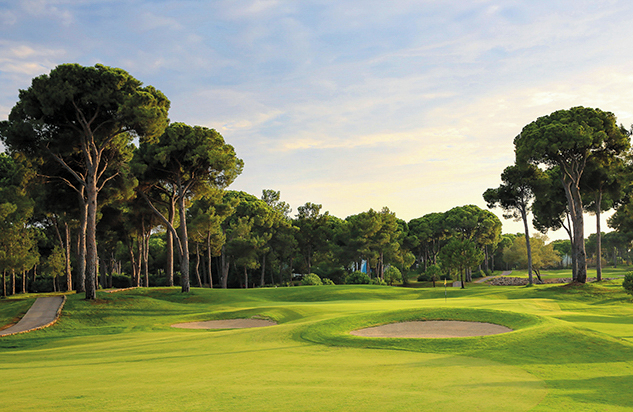 //www.jet2holidays.com/-/media/assets/product images - custom overview groups/turkey/gloria golf/ayt_0_gloria_serenity_resort_with_4_rounds_of_golf_include_0323_689x448_11.jpg